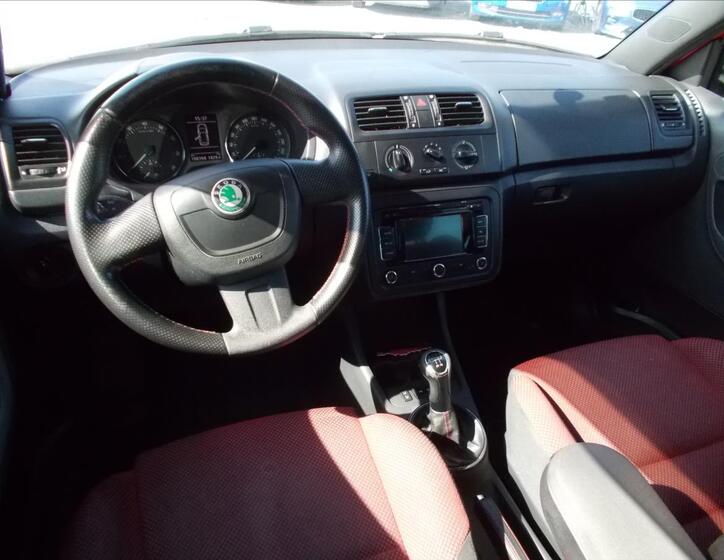 Škoda Fabia 16