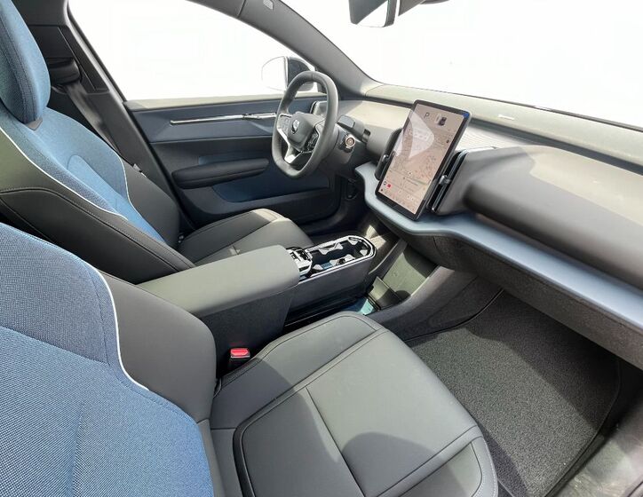 Volvo EX30 10