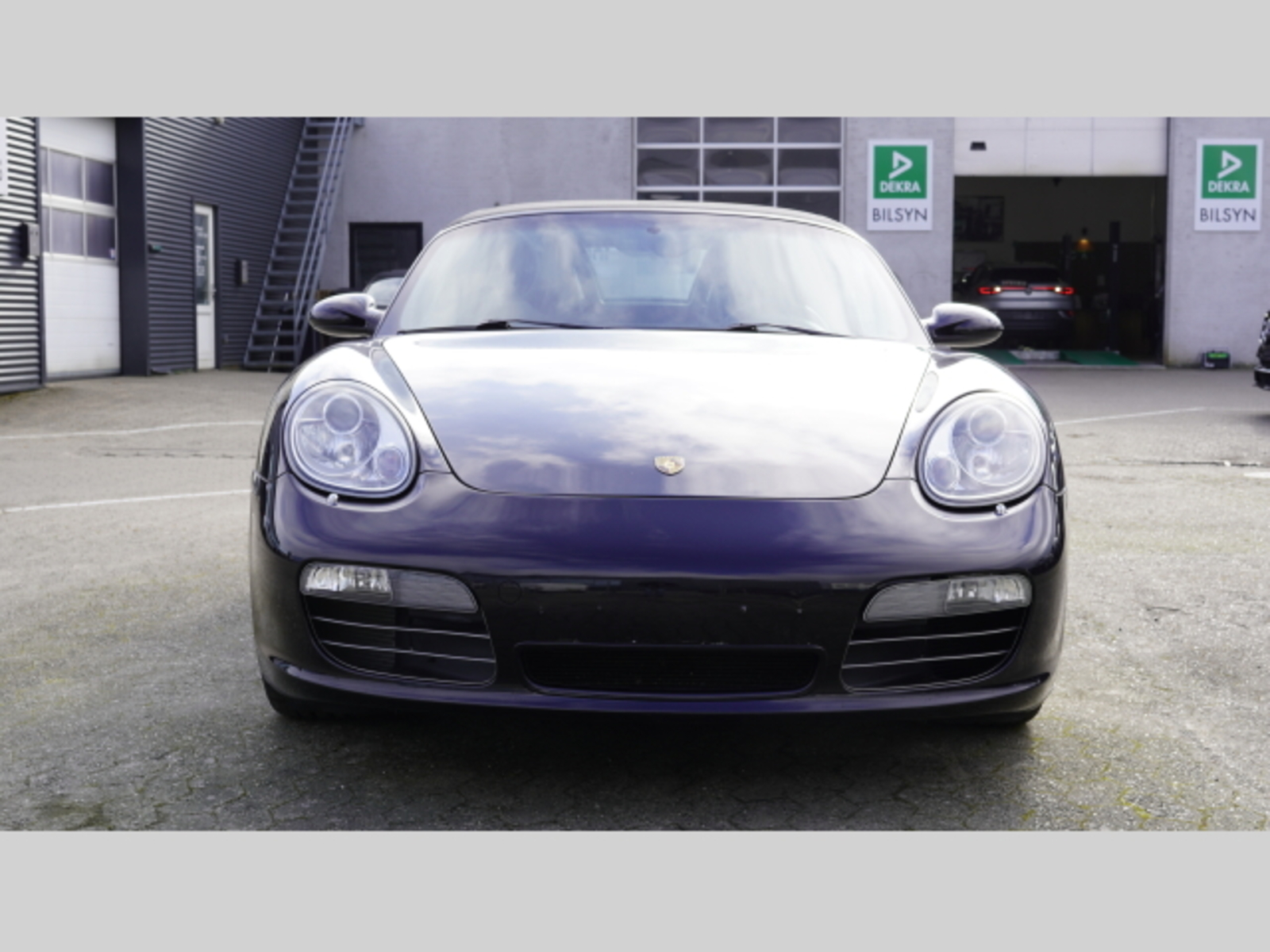 Porsche Boxster 3