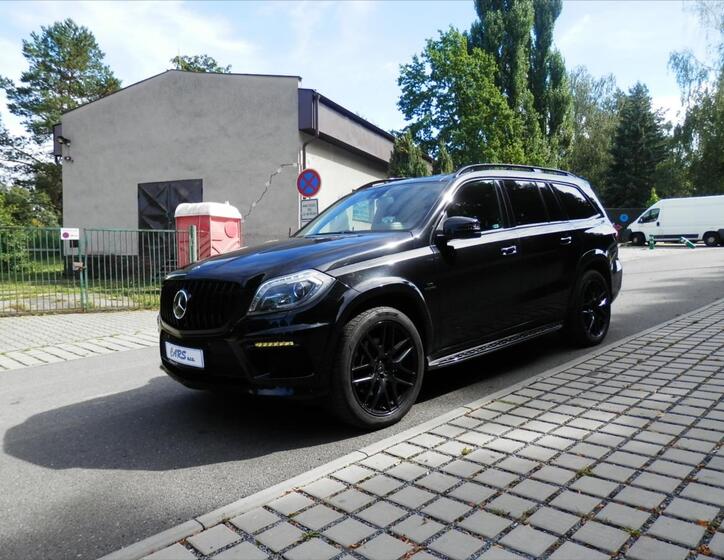 Mercedes-Benz GL 1