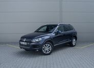Volkswagen Touareg 1