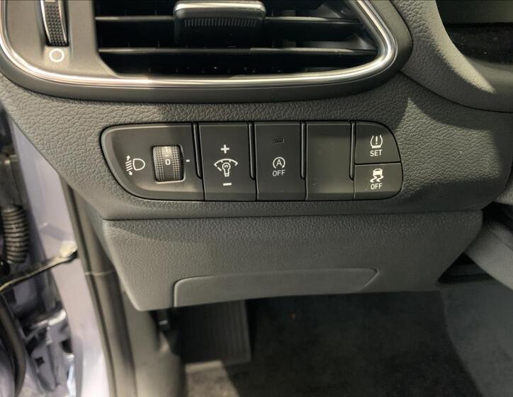 Hyundai i30 26