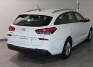 Hyundai i30 4