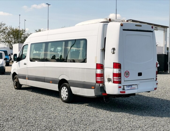 Mercedes-Benz Ostatní 4
