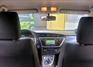 Toyota Auris 19