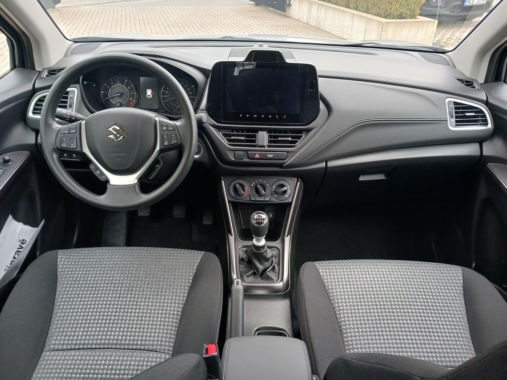 Suzuki S-Cross