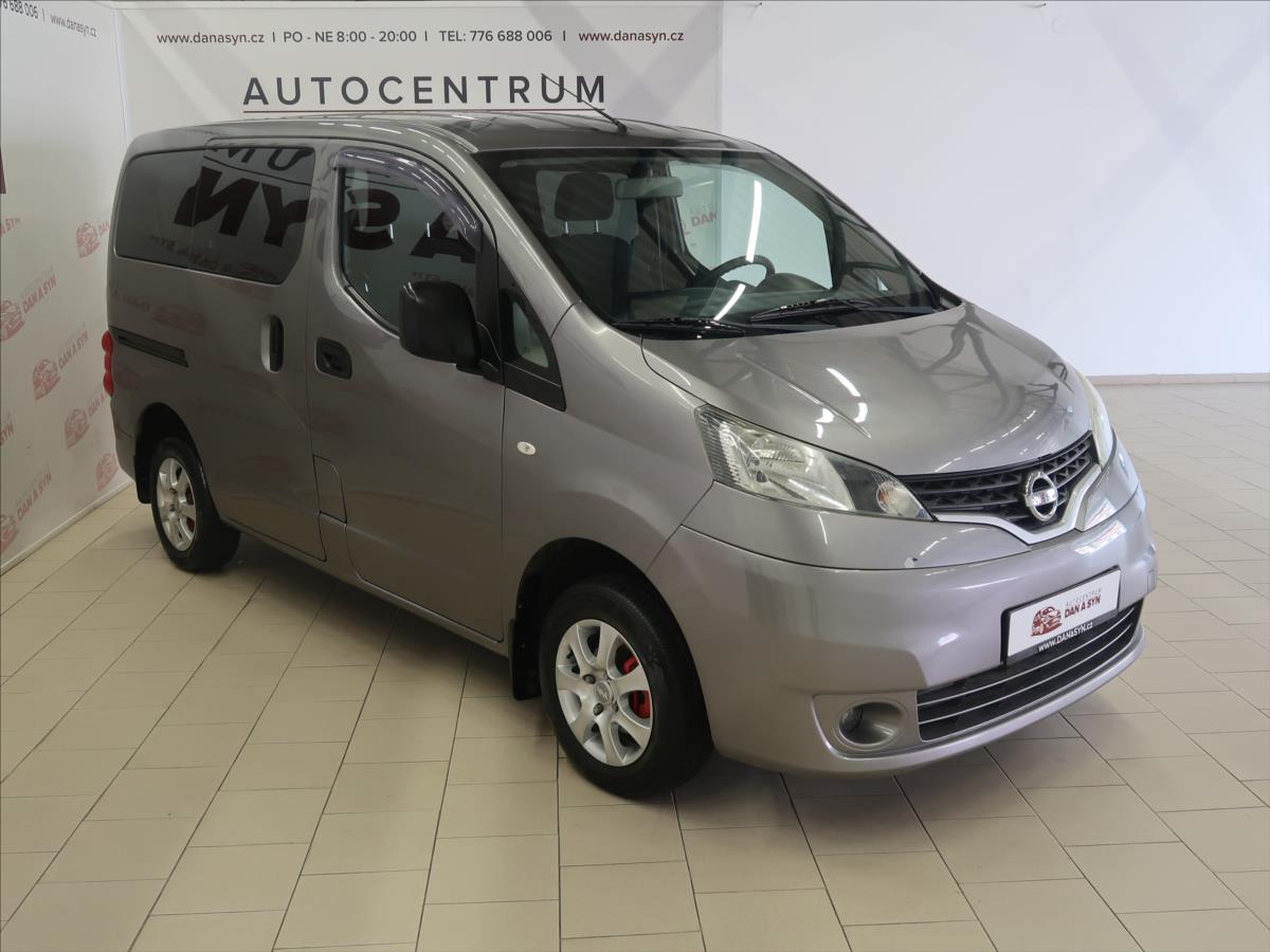 Nissan NV200