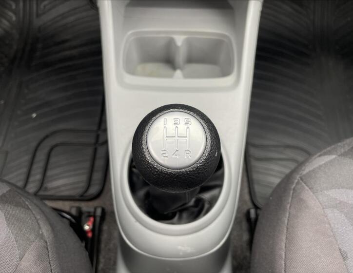 Suzuki Alto 19