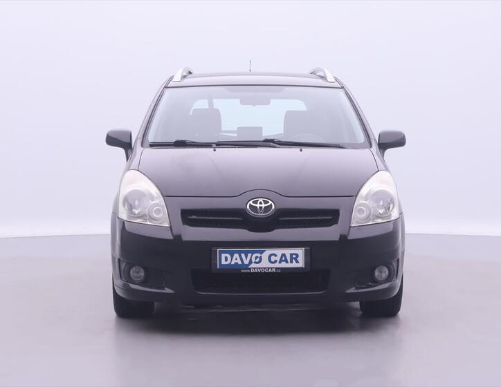 Toyota Corolla Verso 2