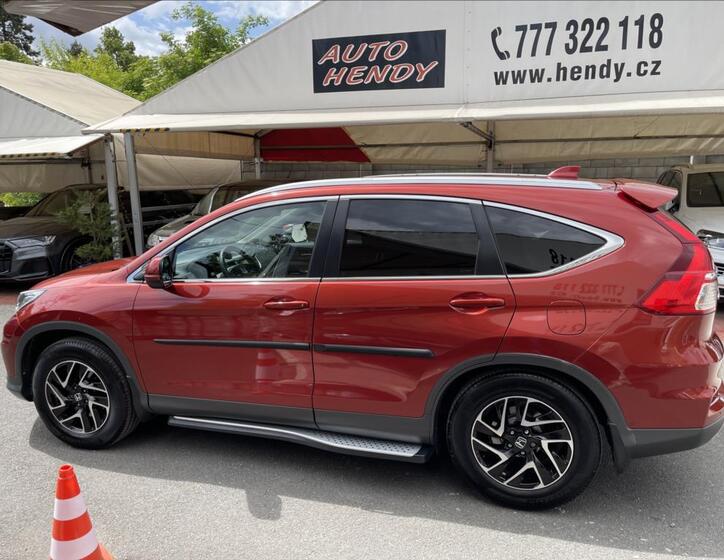 Honda CR-V 8