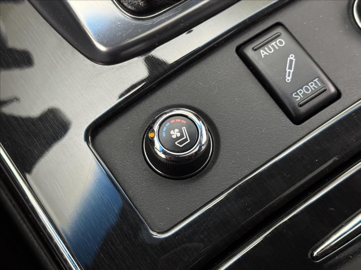 Infiniti FX30