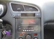 Peugeot 5008 17
