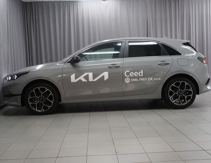 KIA Ceed 5