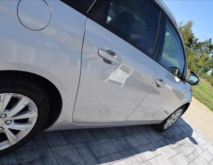 Peugeot 308 11