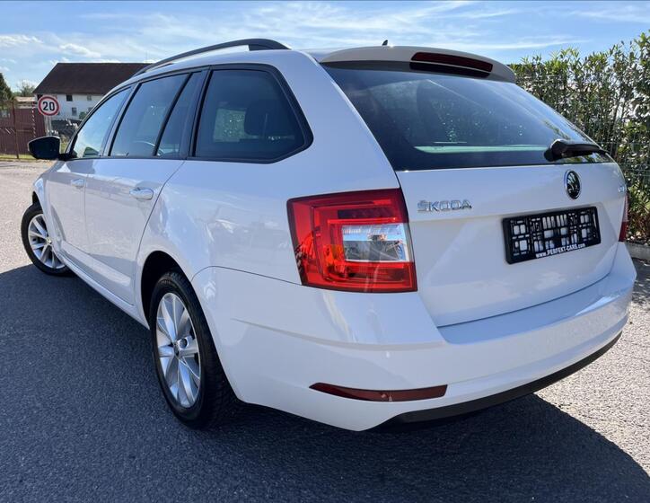 Škoda Octavia 44