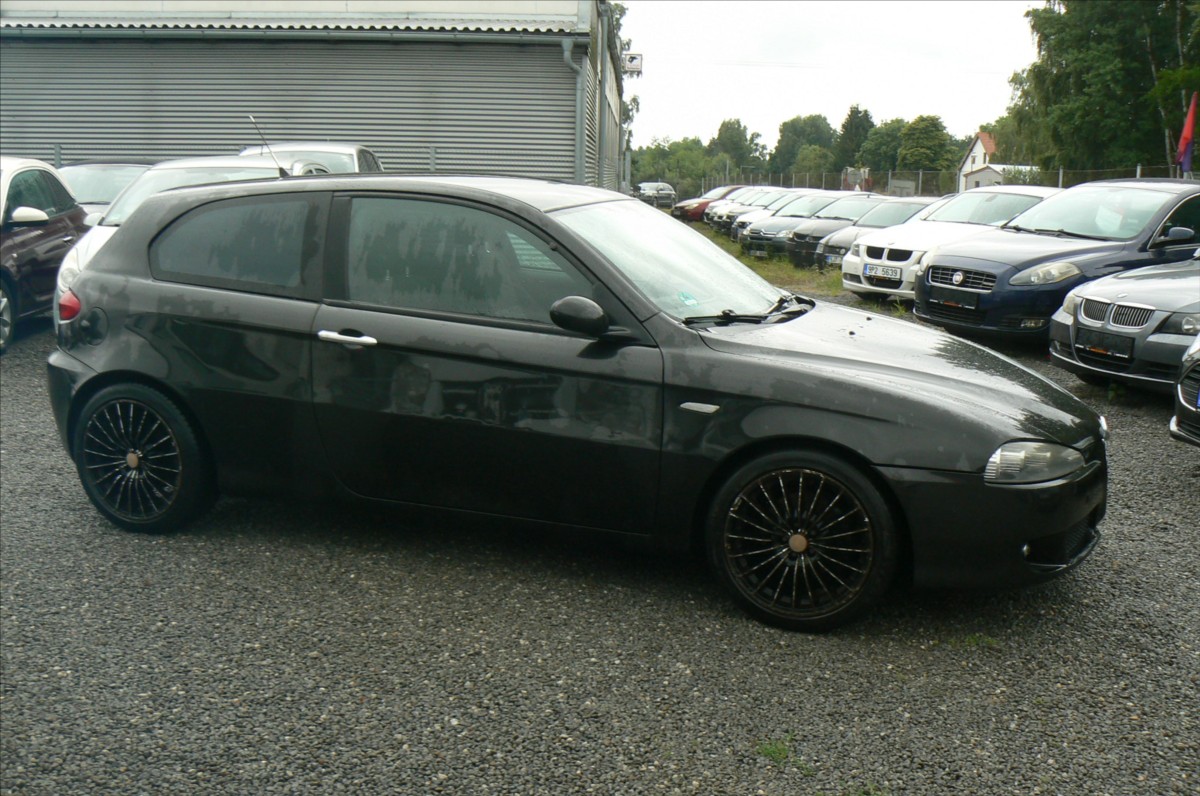 Alfa Romeo 147