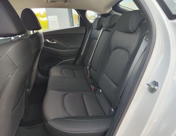 Hyundai i30 11