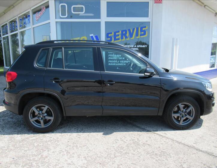 Volkswagen Tiguan 7