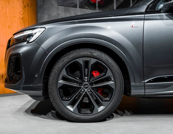 Audi Q7 2