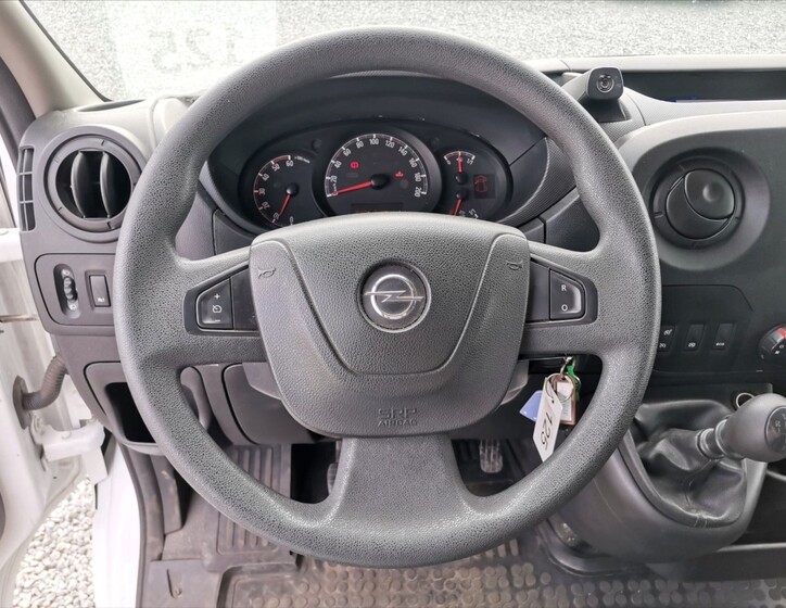 Opel Movano 13