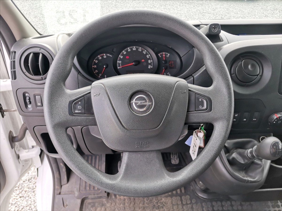 Opel Movano
