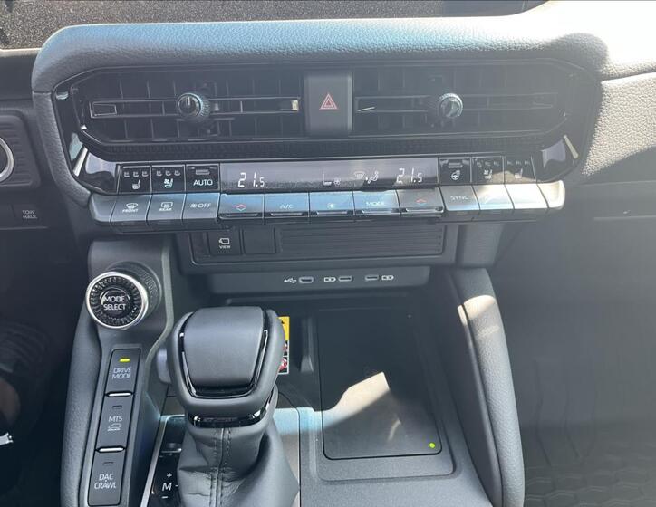 Toyota Land Cruiser 33