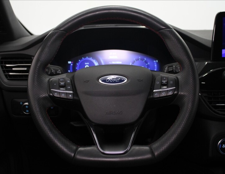 Ford Kuga 9