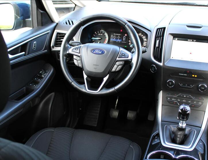 Ford S-MAX 13
