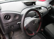 Daihatsu Materia 10