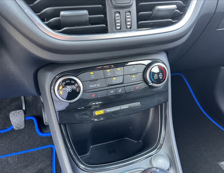 Ford Puma 31