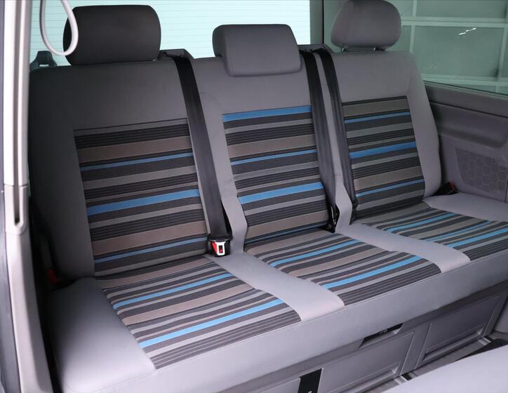 Volkswagen California 17