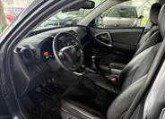 Toyota RAV4 7