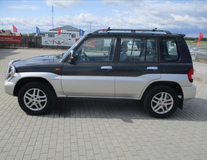 Mitsubishi Pajero Pinin 2