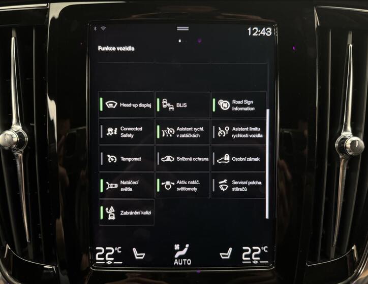 Volvo V90 19