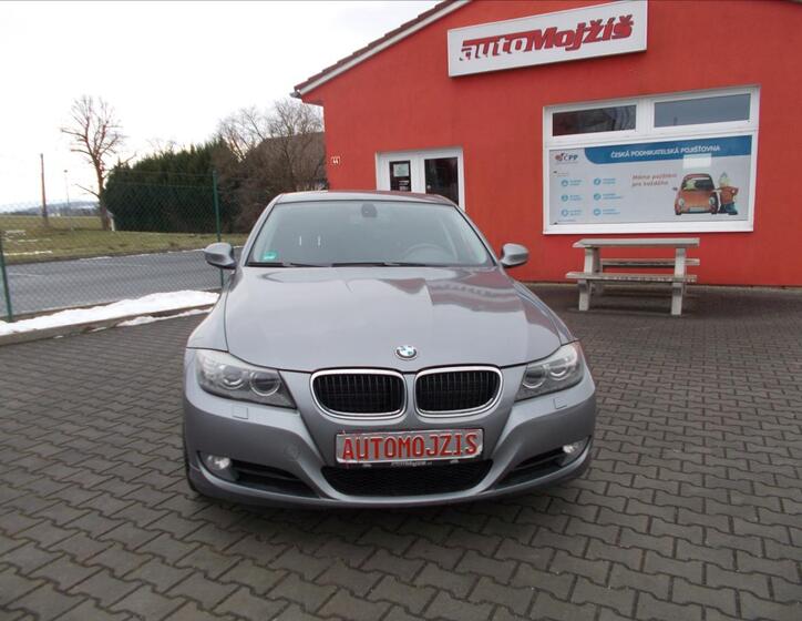 BMW Řada 3 2