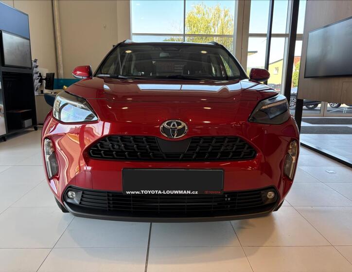Toyota Yaris Cross 2