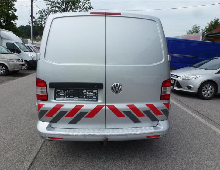 Volkswagen Transporter 9
