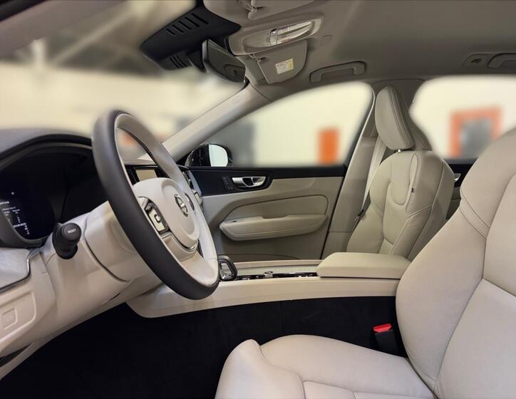 Volvo XC60 7