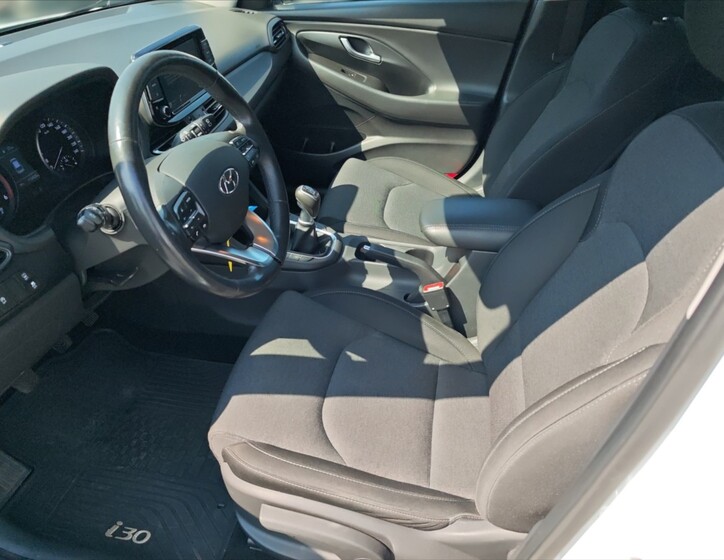 Hyundai i30 6