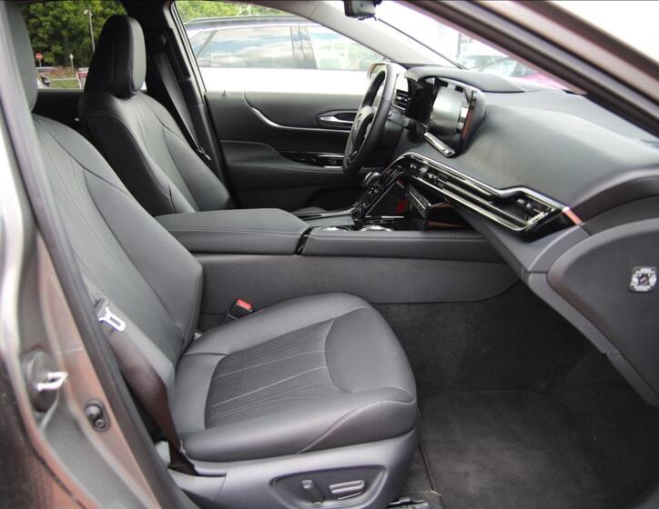 Toyota Mirai 12