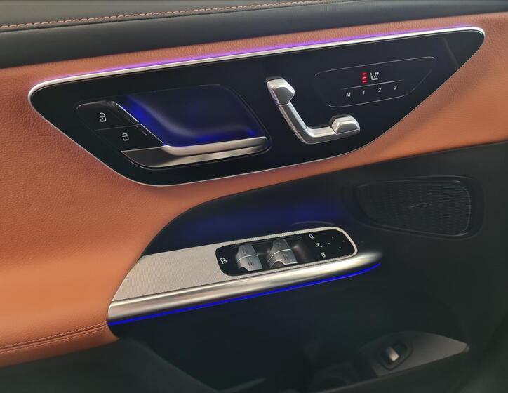 Mercedes-Benz GLC 12