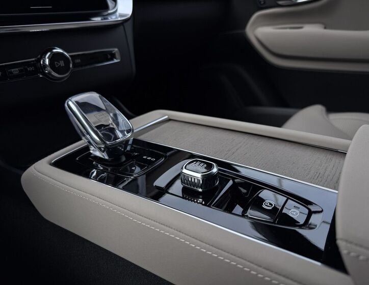 Volvo XC90 26