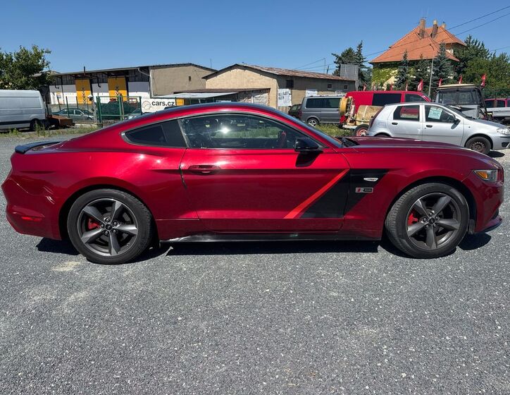 Ford Mustang 7