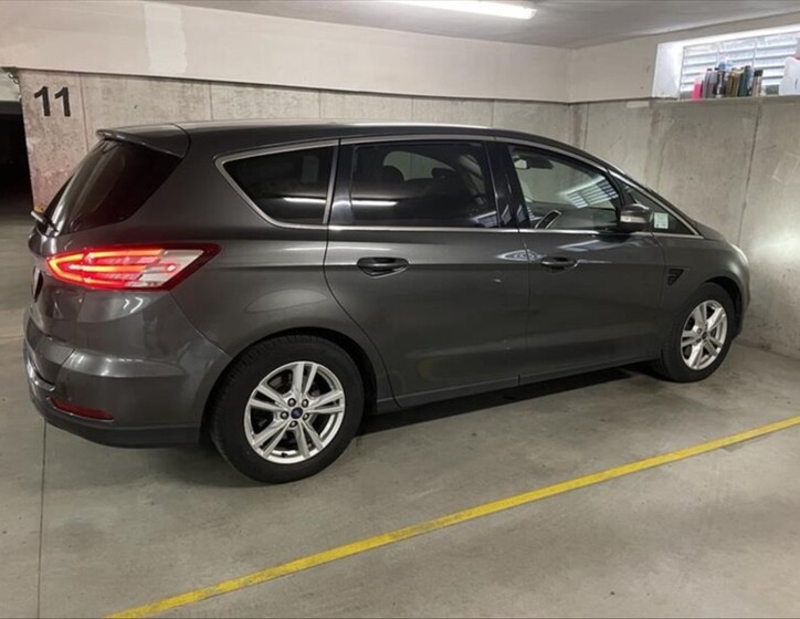 Ford S-MAX 1