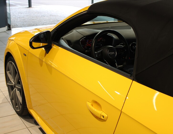 Audi TT 12
