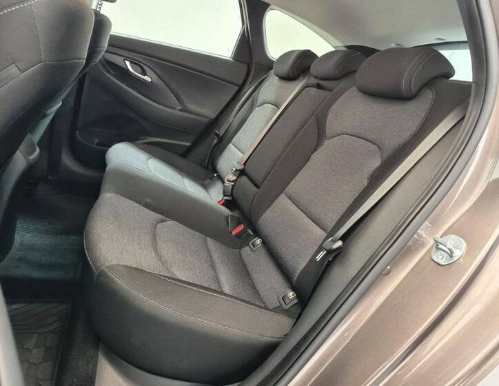 Hyundai i30 11
