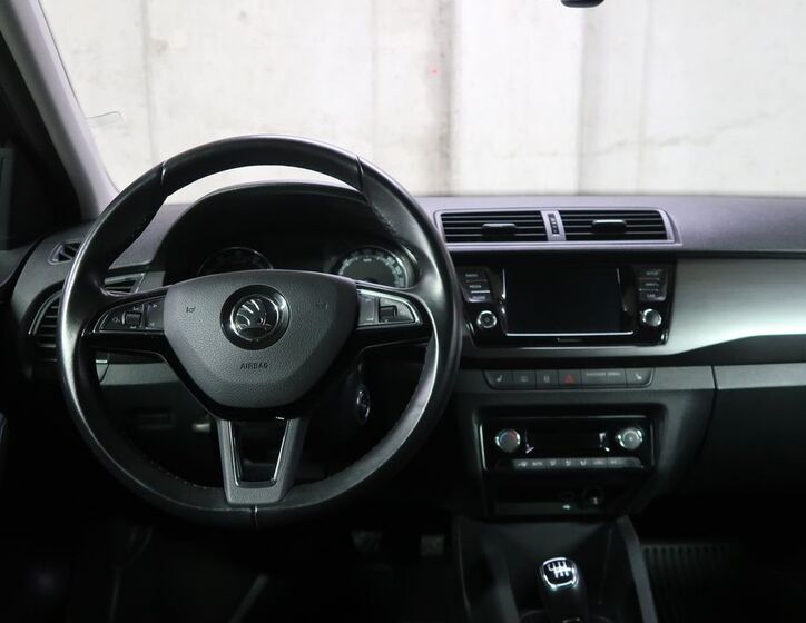 Škoda Fabia 15