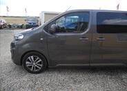 Peugeot Traveller 10
