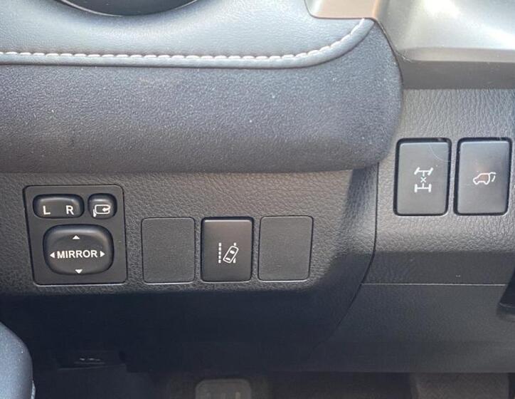Toyota RAV4 29