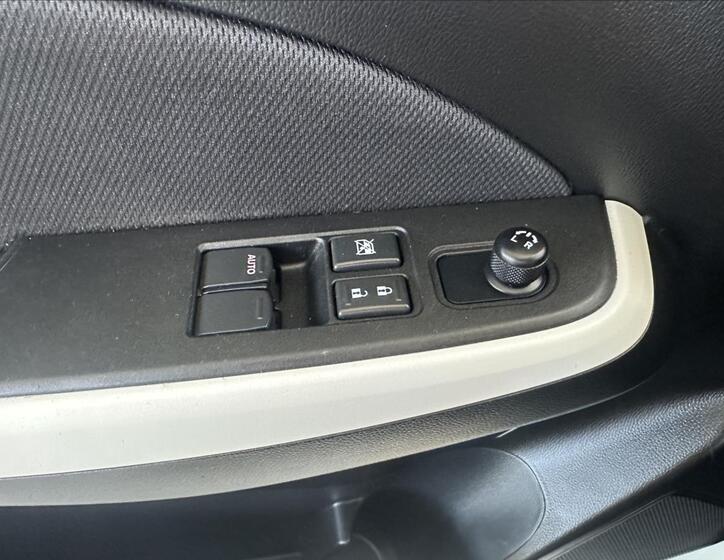 Suzuki Swift 20